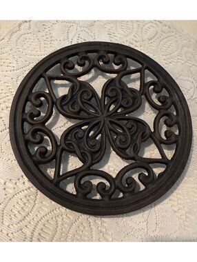 A 43.  Trivet with hearts!
